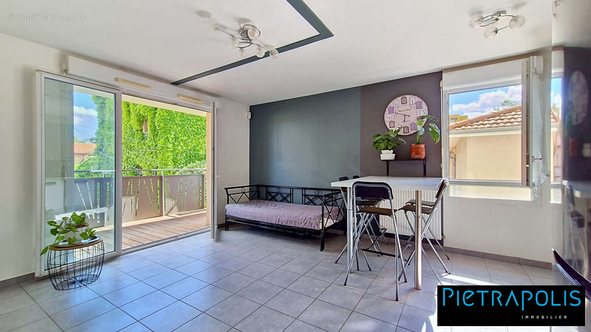 Appartement à VENISSIEUX