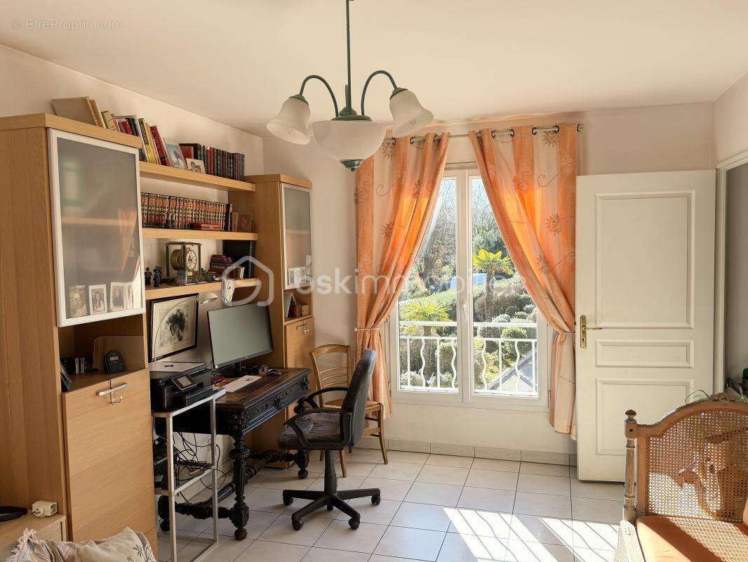 Appartement à LA CROIX-VALMER