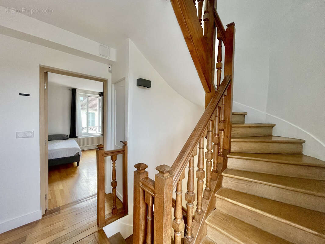 Maison à COUILLY-PONT-AUX-DAMES