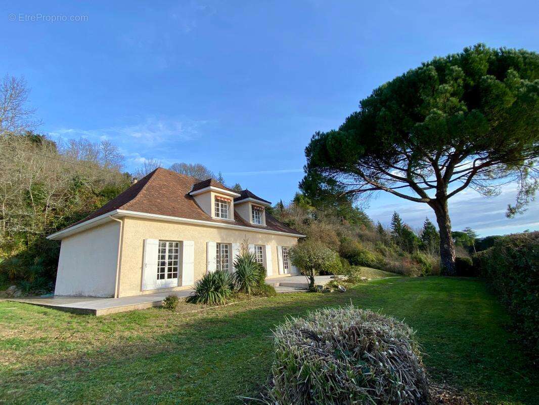 Maison à LE BUGUE