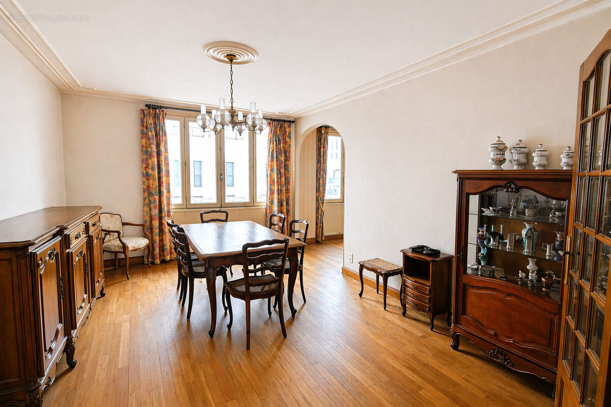 Appartement à LYON-6E