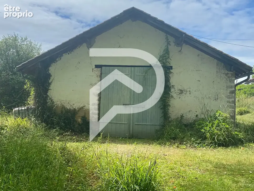 Demeure de charme, 9 pièces 267 m² et ses dépendances sur 2 Hectares, POUILLON - photo 12