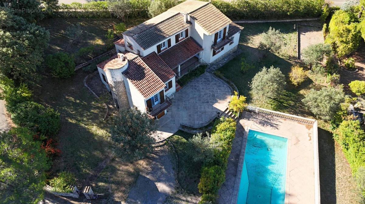 Maison à TRANS-EN-PROVENCE