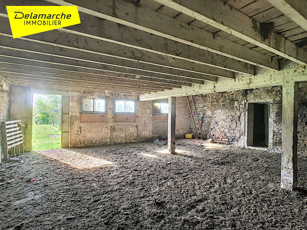 A  vendre Bâtiment à rénover  La Bloutière - photo 9