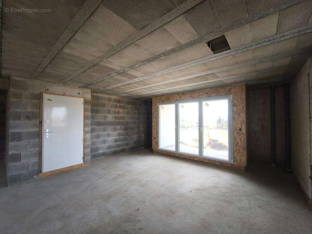 Appartement type 4 –  67,09m² – Dans bâtiment entièrement rénové - photo 6