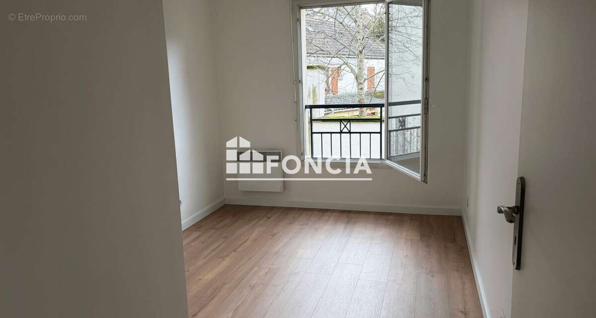 Appartement à LA QUEUE-EN-BRIE