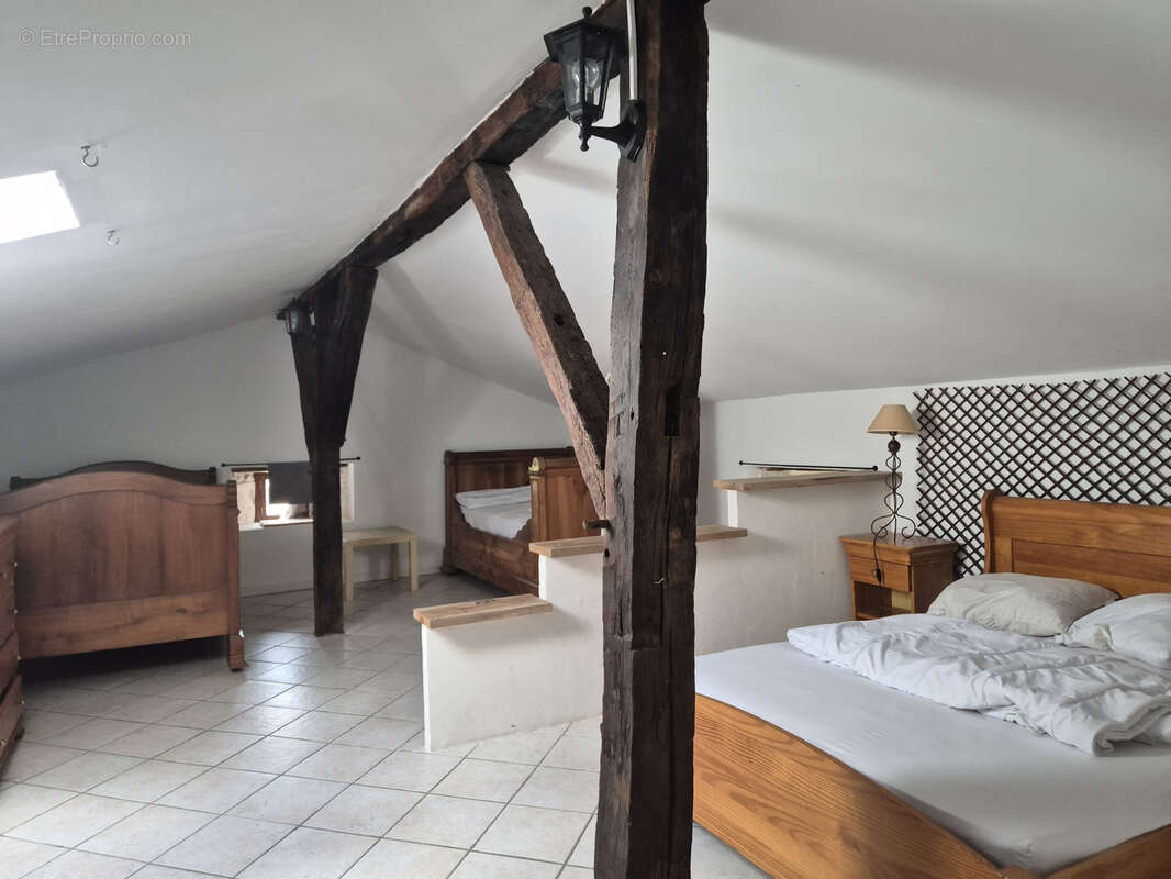 Maison à MONTAGRIER