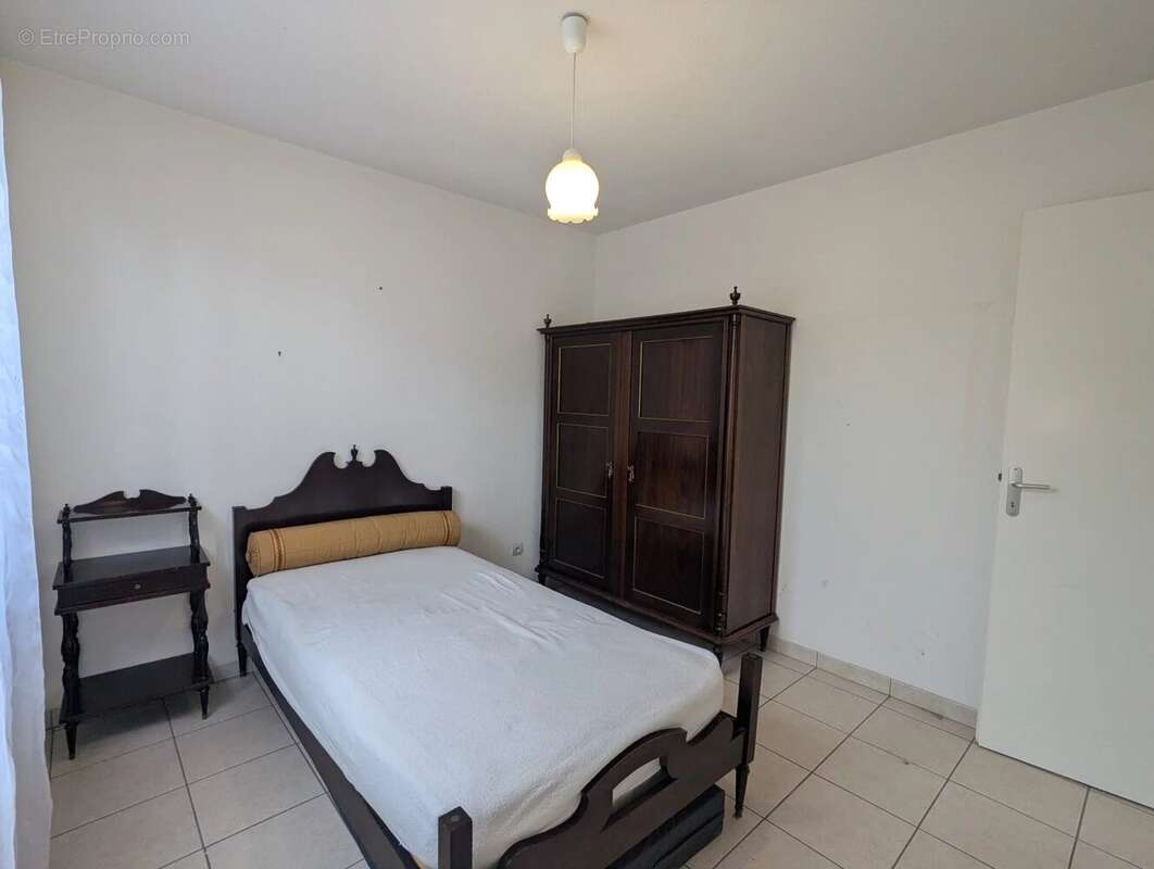 A vendre - villa t4 + garage - chapitre - photo 9