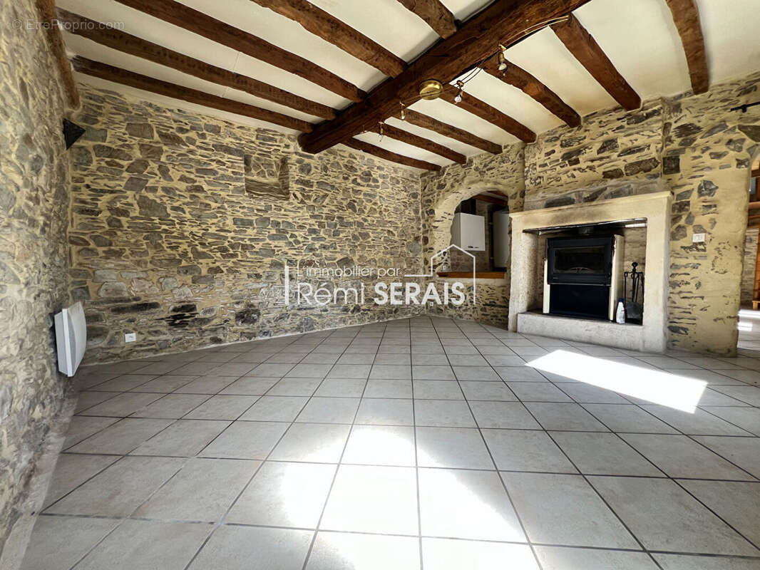 Maison à BANNEVILLE-SUR-AJON