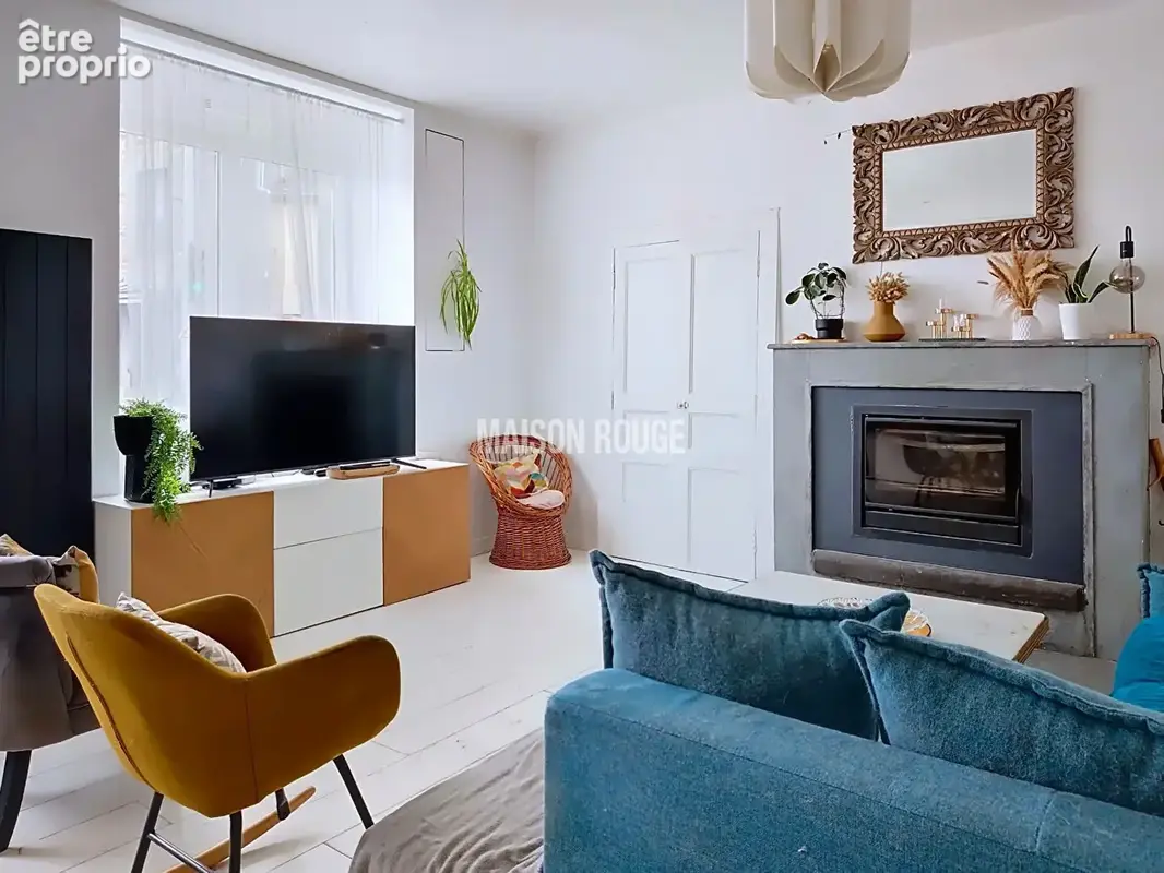Maison de bourg en pierre   4 chambres  dépendance aménageable de 50 m² - photo 3