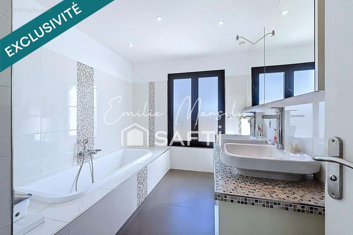 Maison 165 m² à La Rouviere  - photo 5
