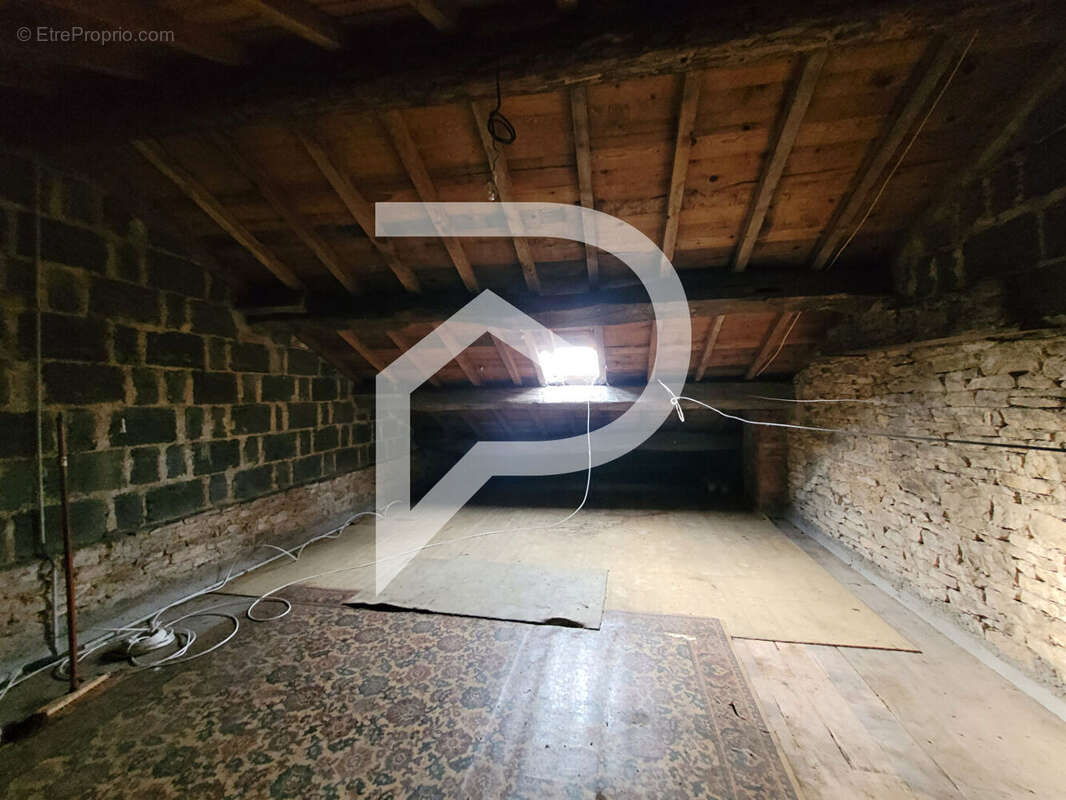 Maison à DOULAINCOURT-SAUCOURT