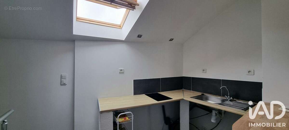 Maison 55 m² à Manthelan  - photo 2