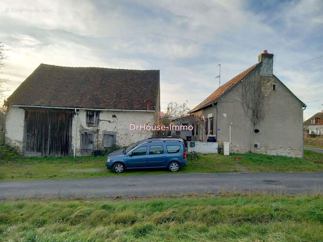 Maison à LA TRIMOUILLE