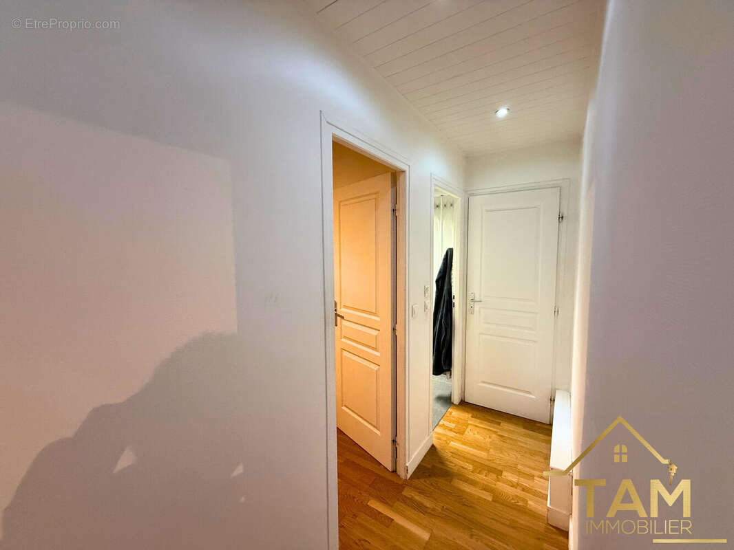 Appartement à SAINT-CYR-L'ECOLE