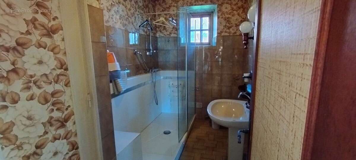 Propriété d'exception 1,5 ha avec Ruisseau - photo 15
