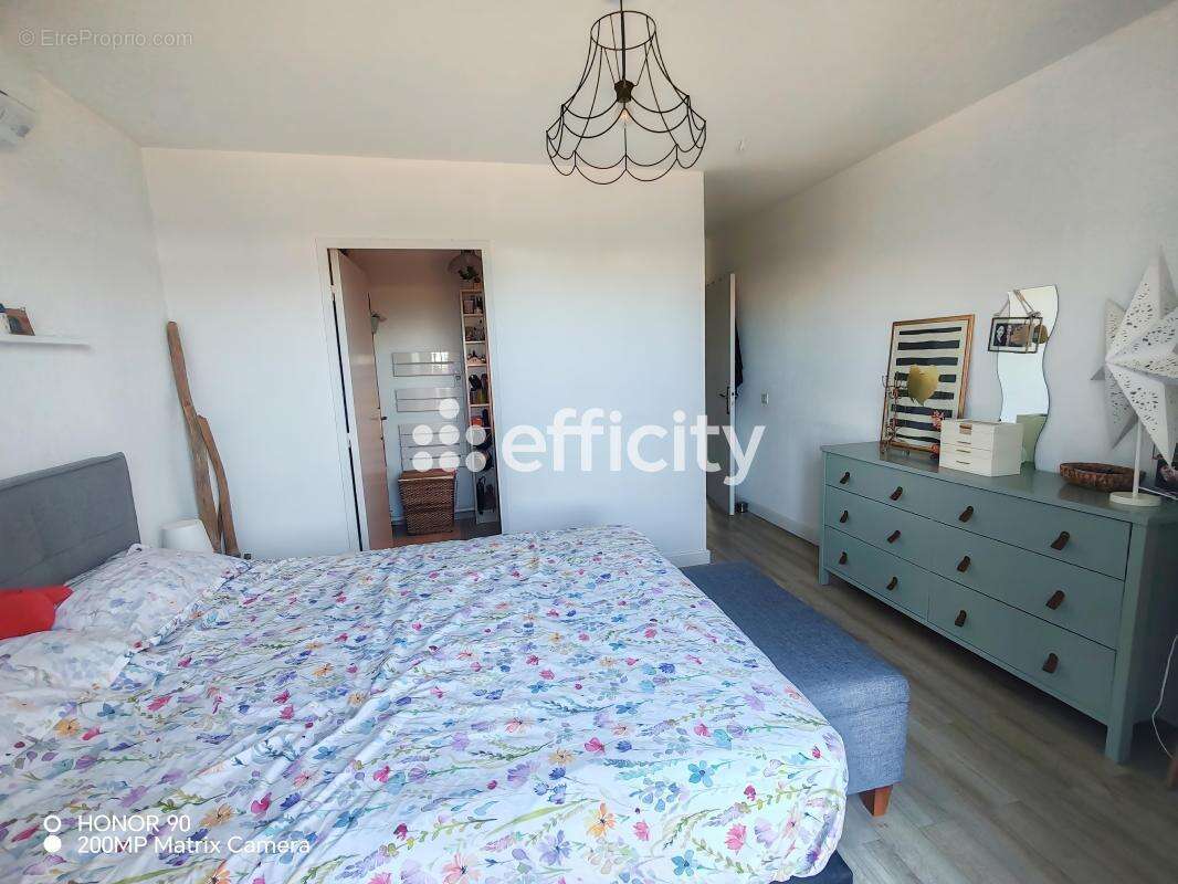 Appartement à MARSEILLE-16E
