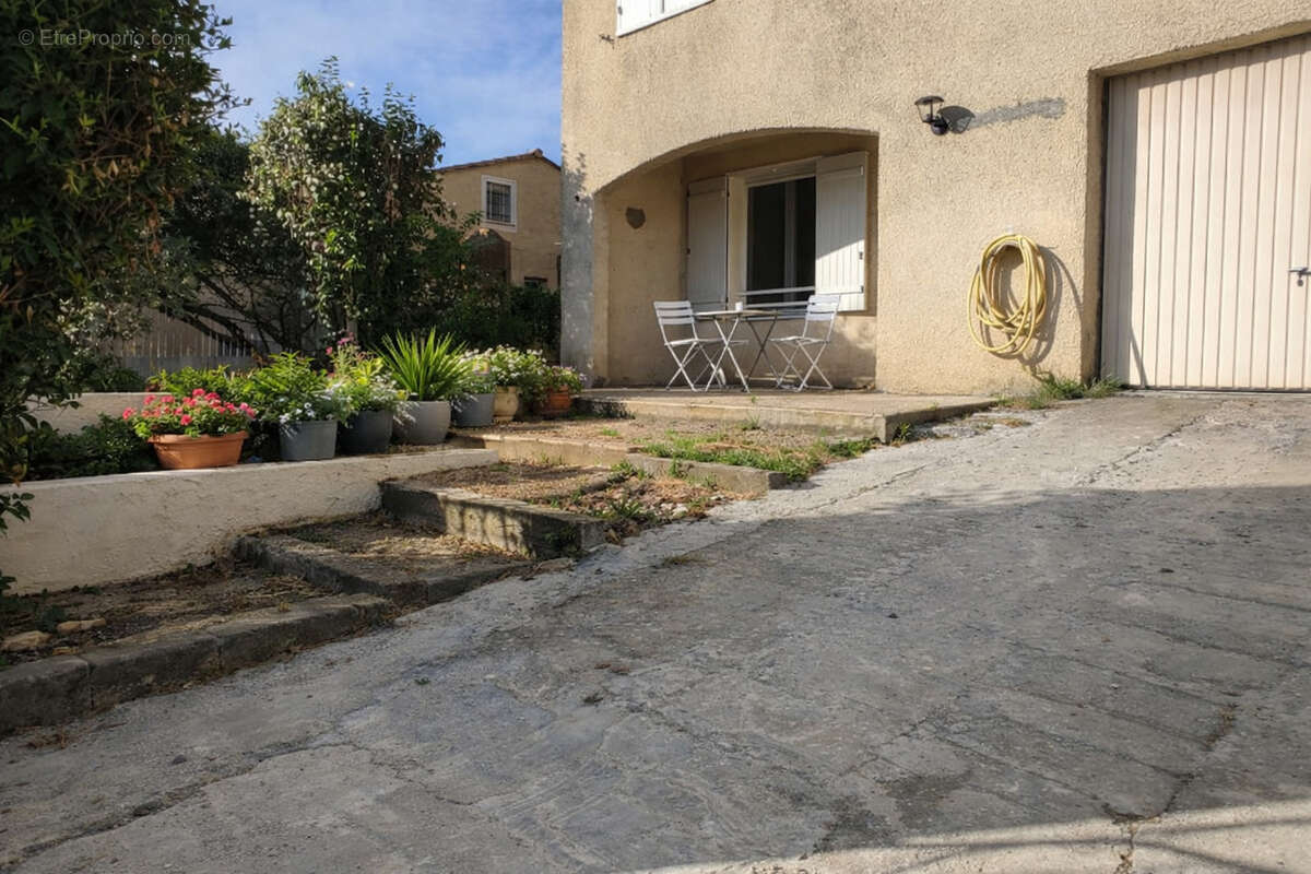 Maison à ROUSSON