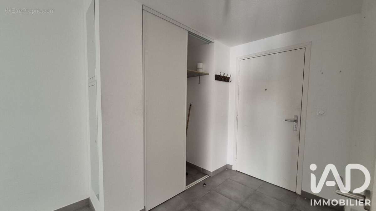 Appartement 80 m² à Sete  - photo 2