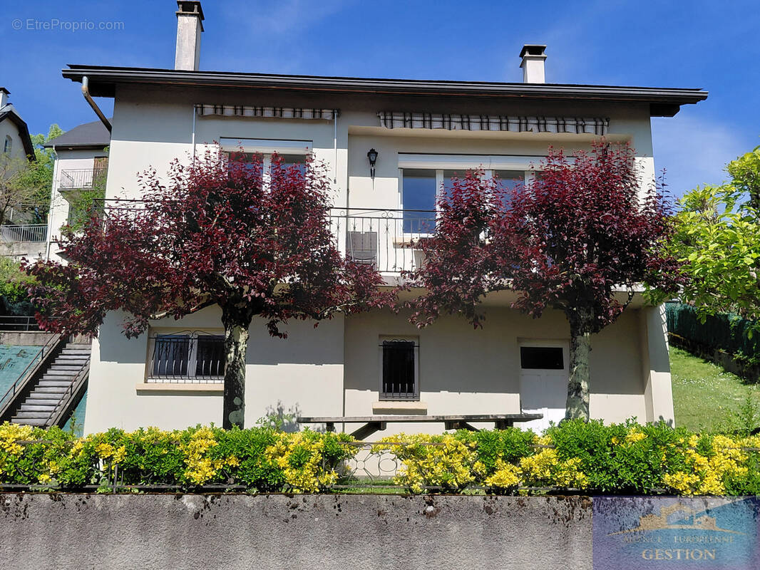 Maison à LOURDES