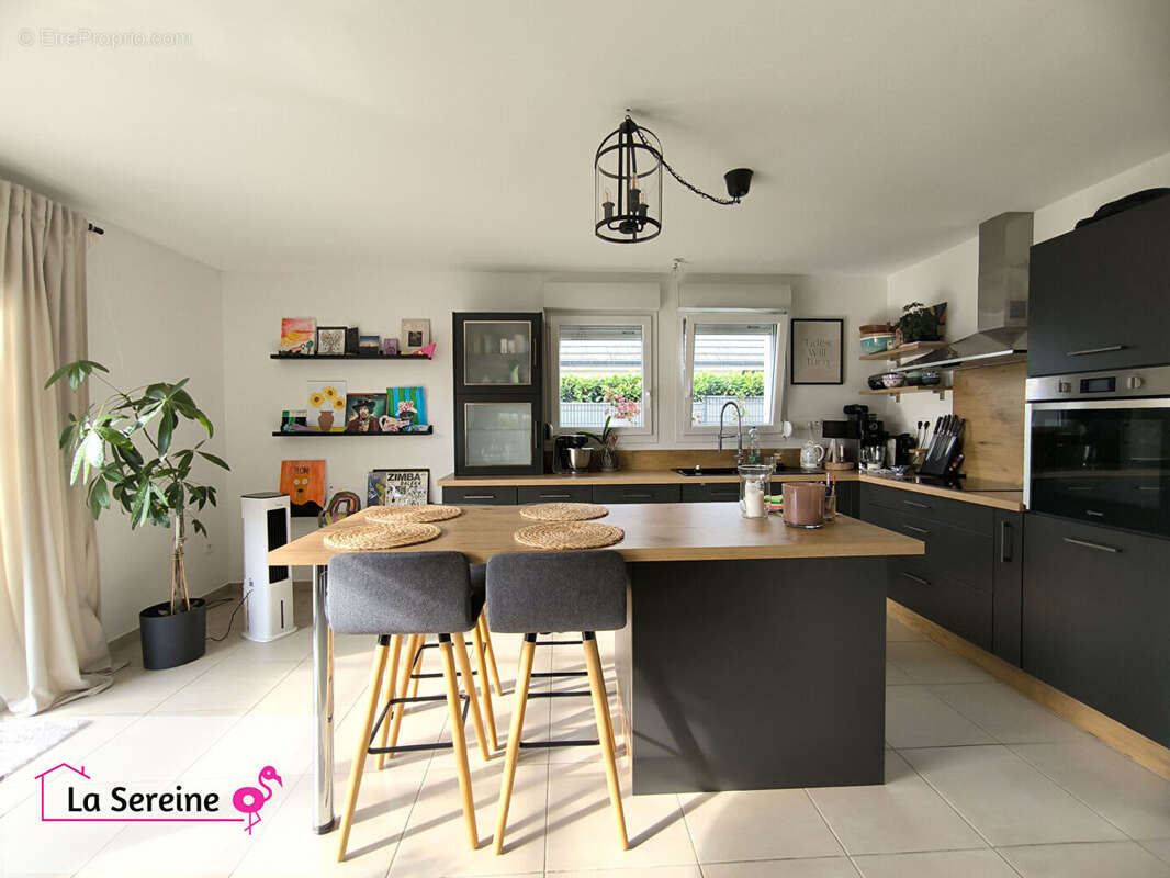 Maison à FRANCHEVELLE