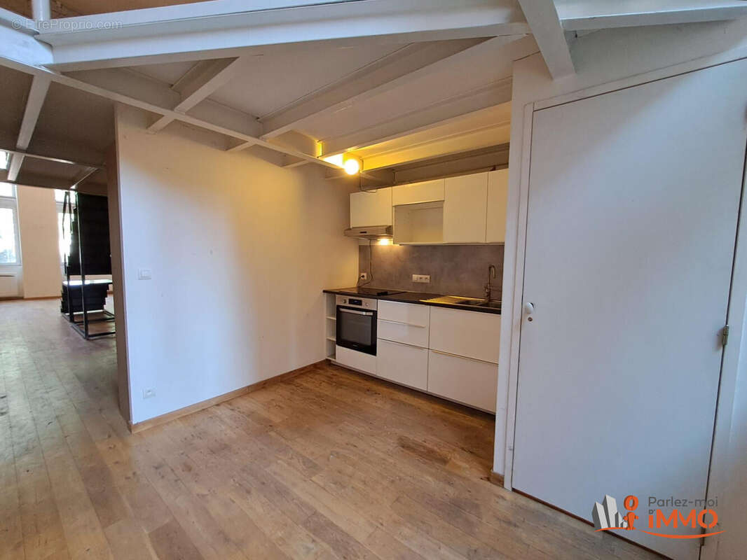 Appartement à SAINT-ETIENNE