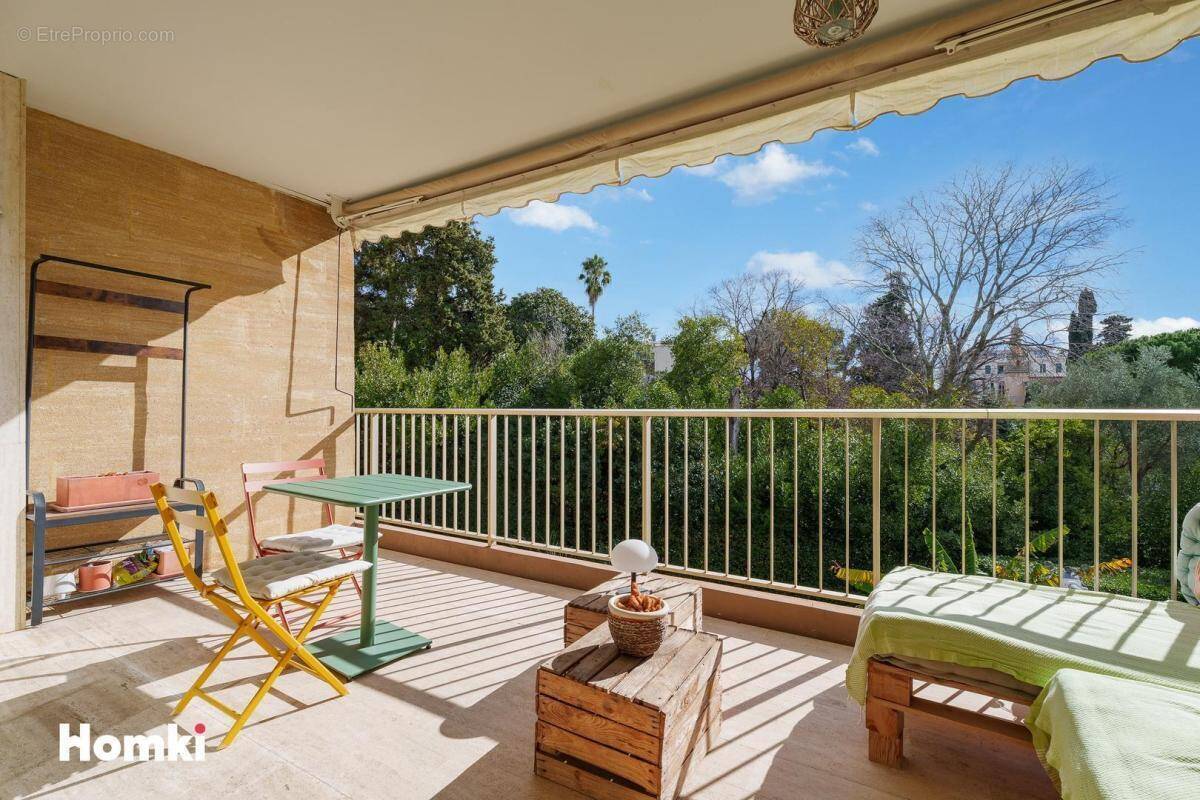 Appartement à CANNES