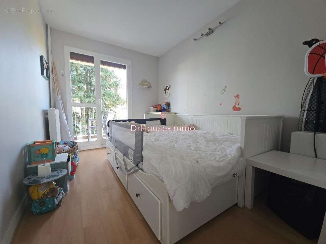 Appartement à GRAVIGNY