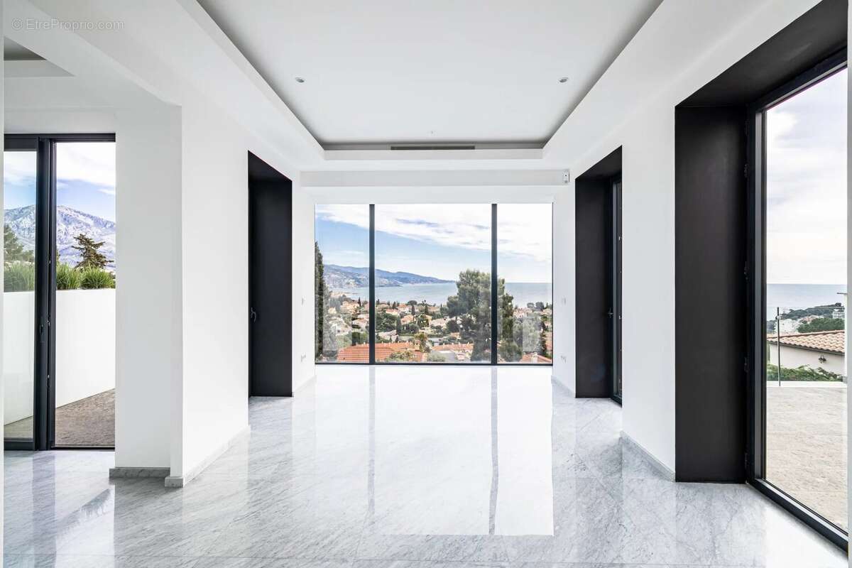 Maison à ROQUEBRUNE-CAP-MARTIN