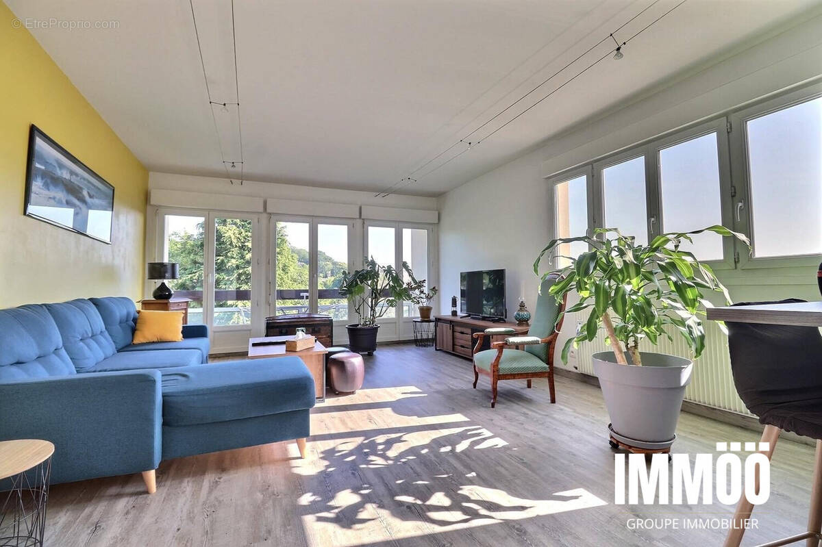 Appartement à DEVILLE-LES-ROUEN