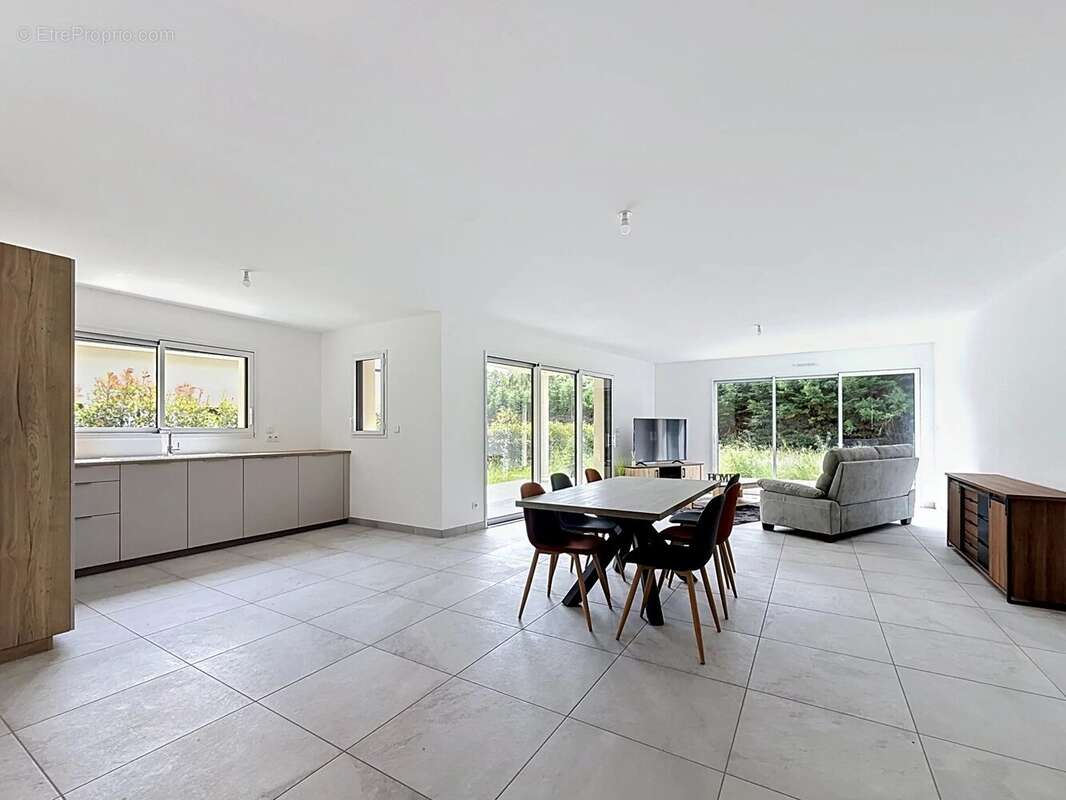 A AUBERVILLE – Maison contemporaine neuve avec 4 chambres et garage - photo 5