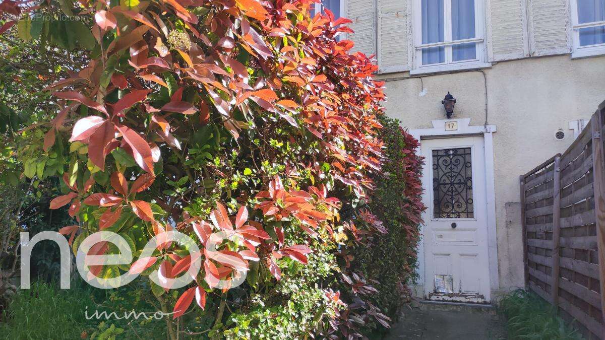Appartement à BRIE-COMTE-ROBERT