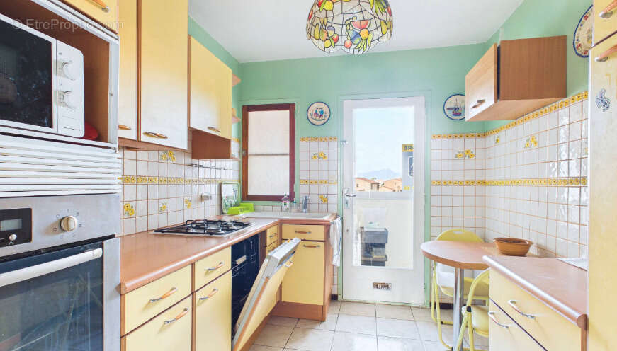 Appartement à CARQUEIRANNE