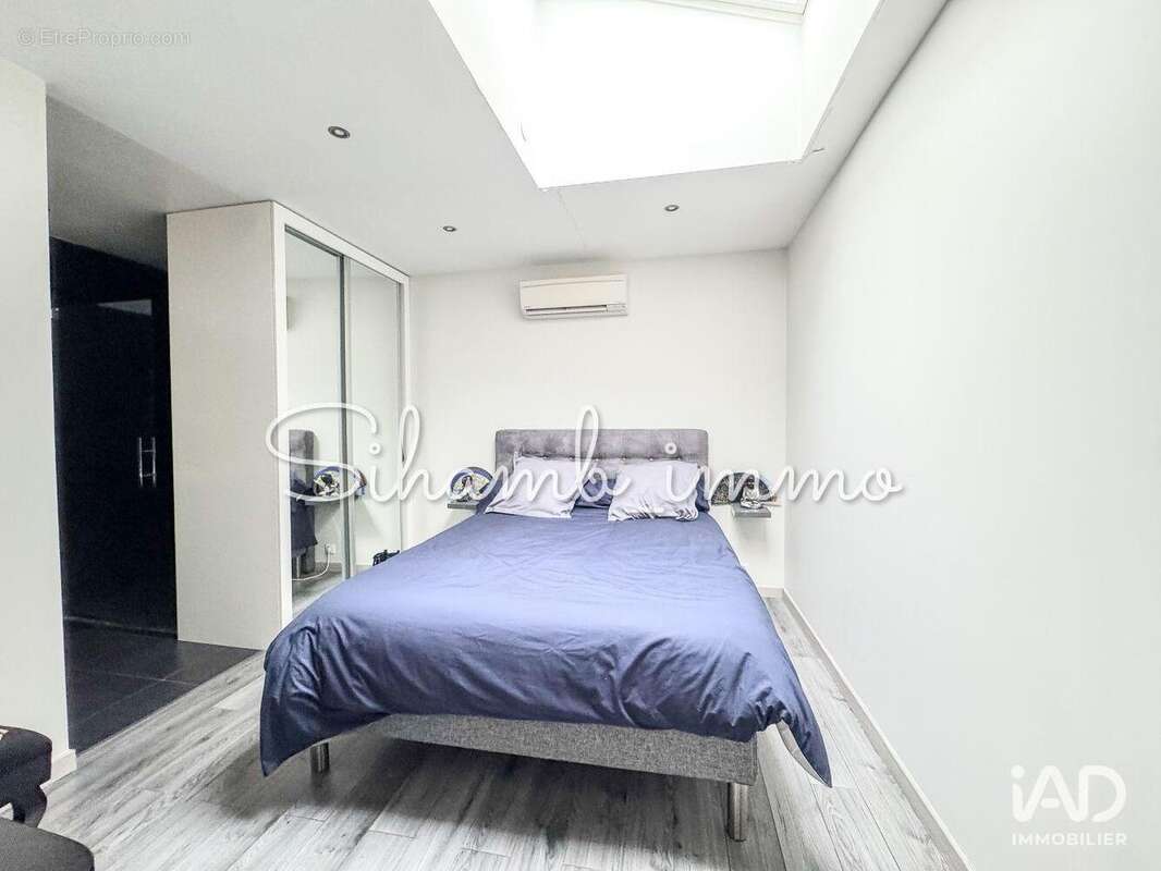 Photo 4 - Commerce à SAINT-MAUR-DES-FOSSES