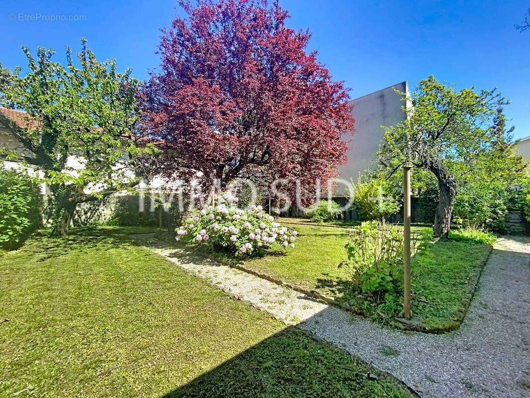 Maison à LE PONT-DE-CLAIX