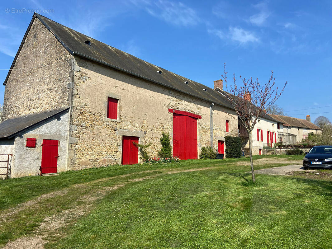 Maison à BILLY-CHEVANNES