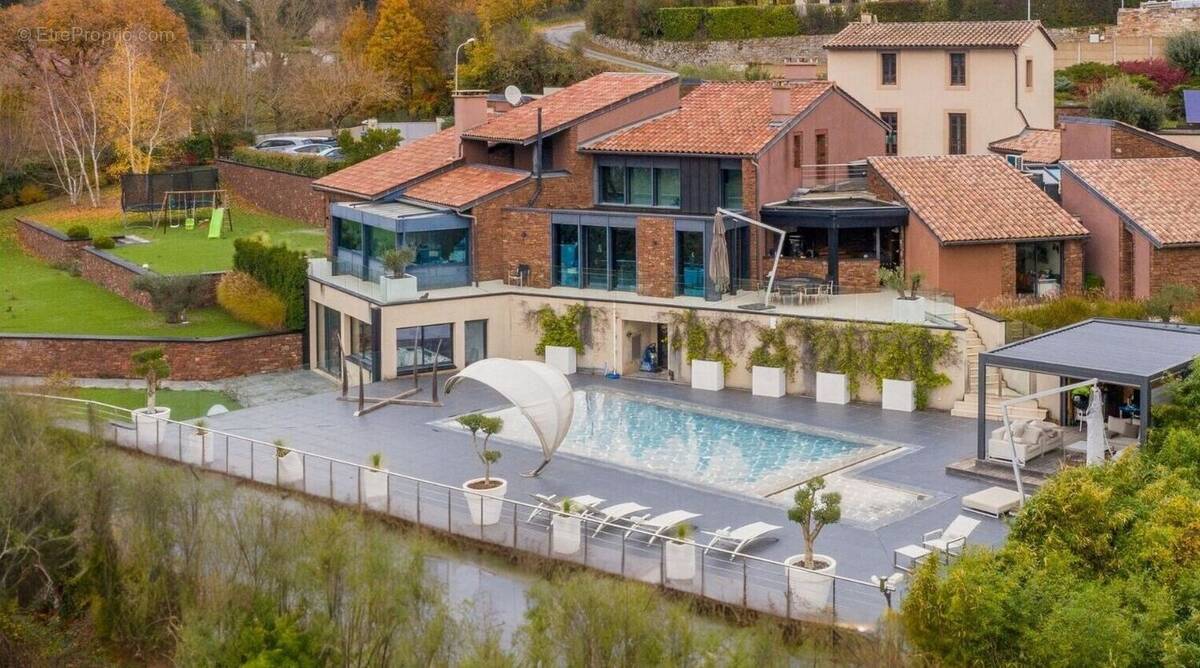 Maison à SAINT-AFFRIQUE