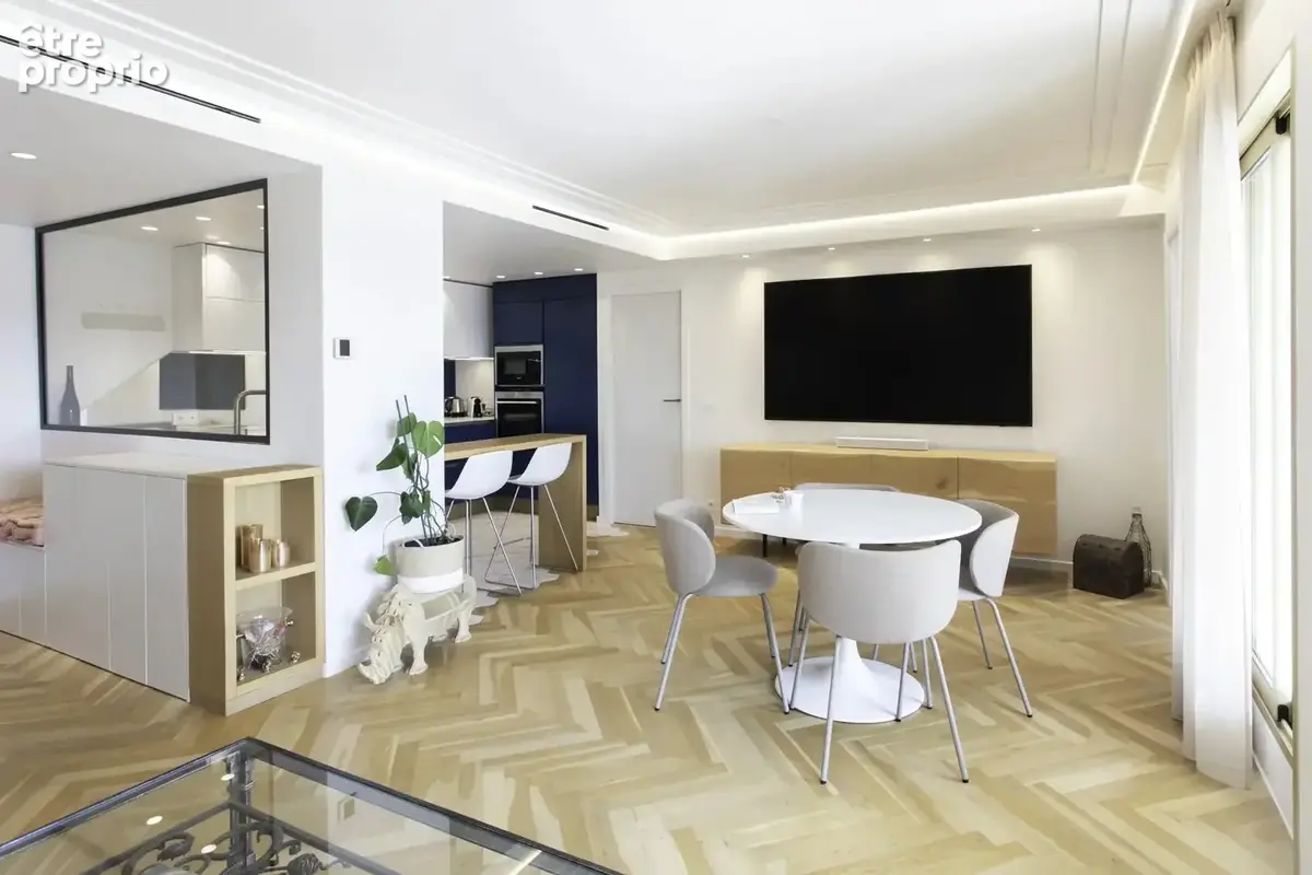 Nice – bas de bellet  3 pièces de 63 m² – terrasse de 35 m² – vue mer panoramique – garage - photo 3