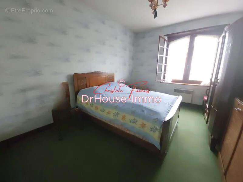 Maison à LOUVIGNE-DU-DESERT