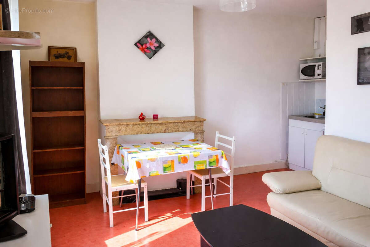 Appartement à BOURG-SAINT-ANDEOL