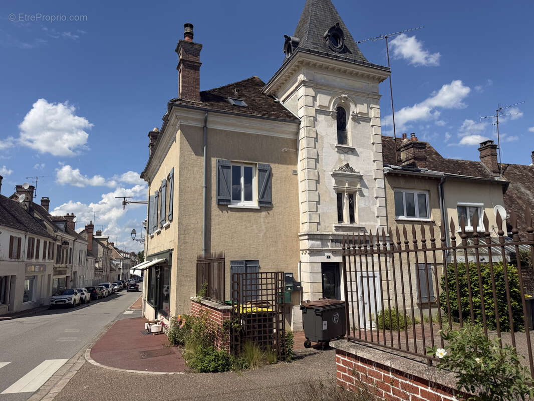 Appartement à HOUDAN