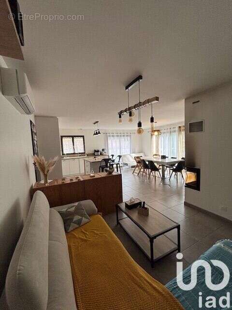 Photo 6 - Maison à SAINT-QUENTIN-LA-POTERIE