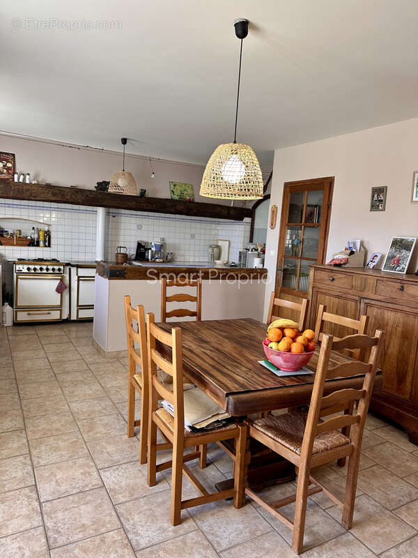 Maison à NOYERS-SUR-JABRON