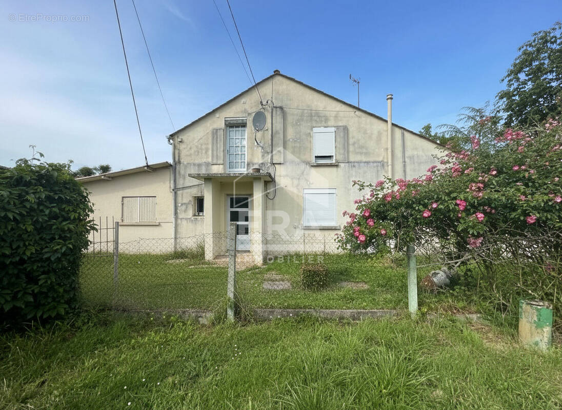 Maison à SAINT-SEURIN-SUR-L'ISLE