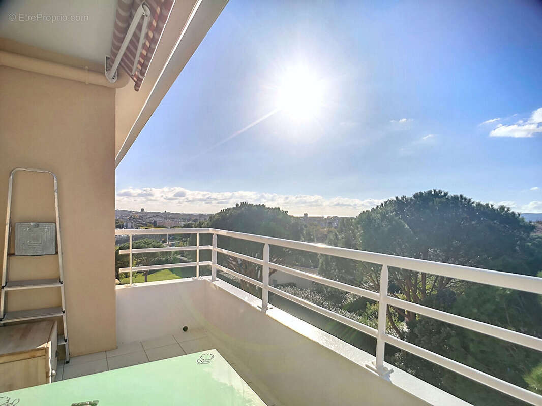 Appartement à FREJUS