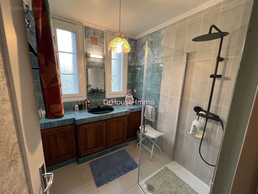 Maison à BADECON-LE-PIN