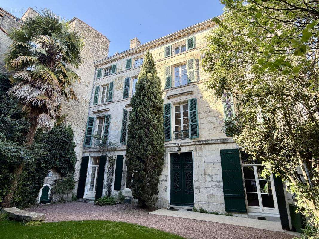 Maison à NIORT