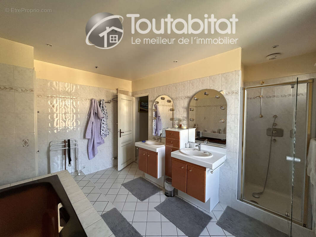 Maison à SAULCES-MONCLIN