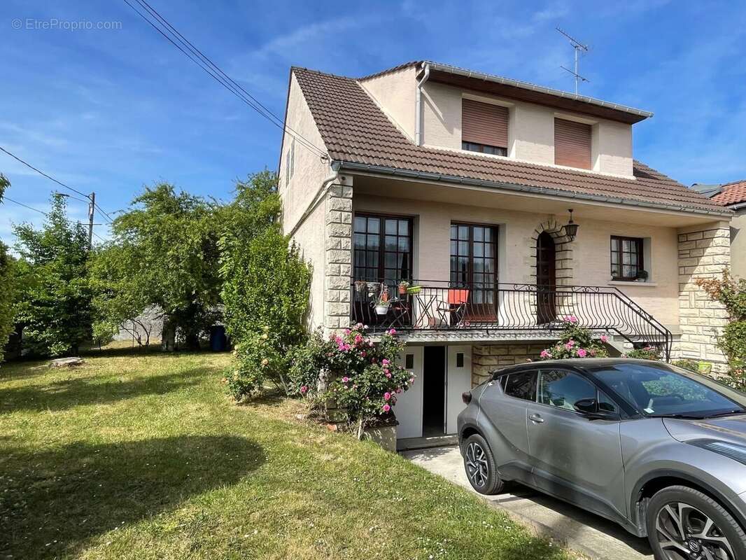 Maison à CHELLES