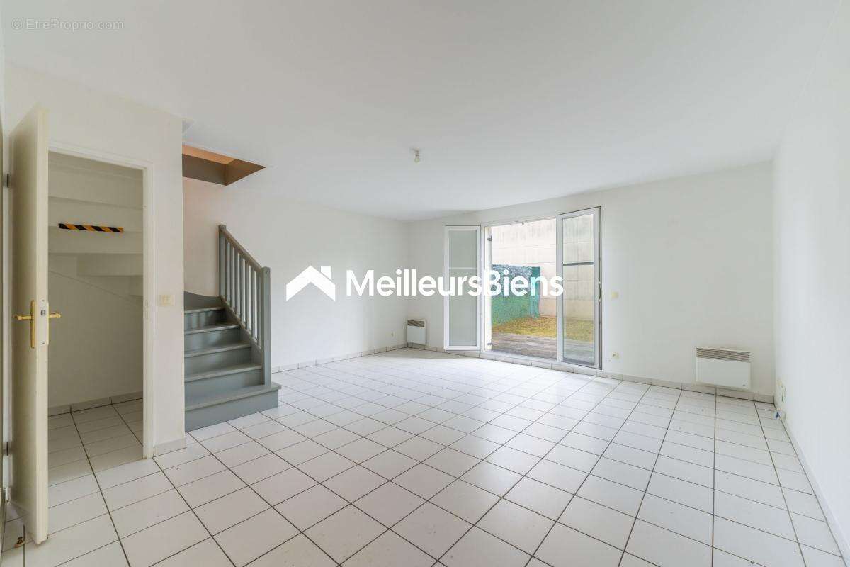 Maison à BOIS-D'ARCY